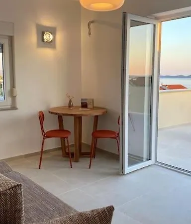 Apartamento Big Studio With Beautiful Seaview Pakoštane